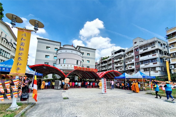 浴佛點燈祈福活動